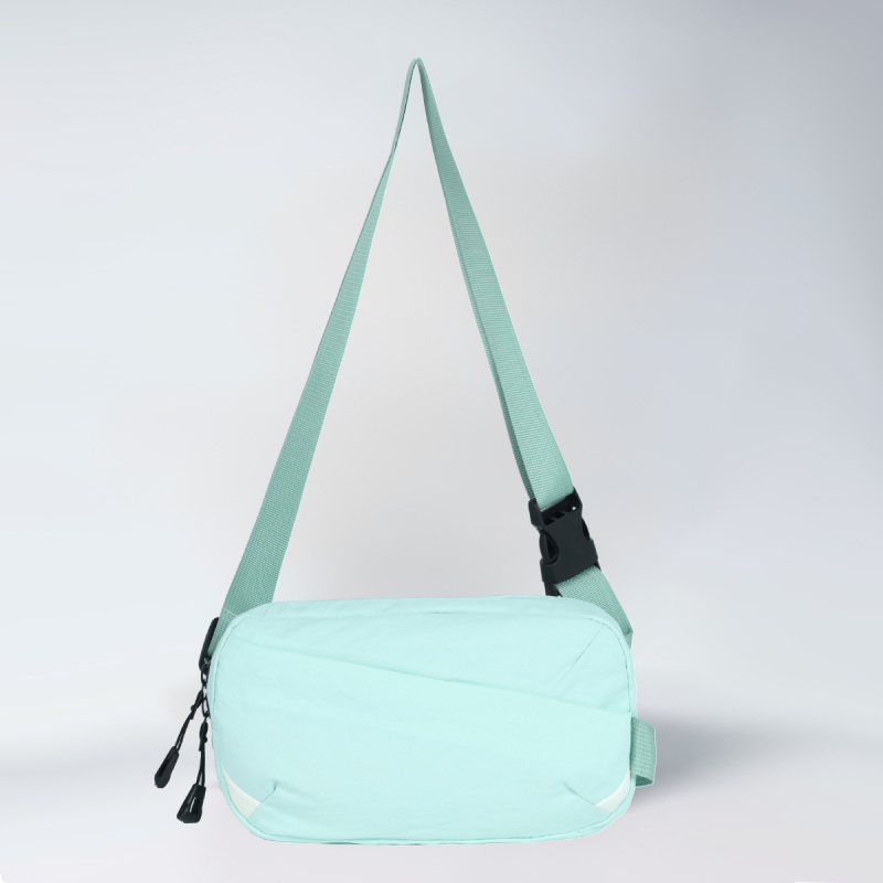 Ženska crossbody torba — torbica za telefon, poliester, vodoravni kvadratni oblik, zatvaranje na zip, unutarnja džep sa zipom, jedna naramenica