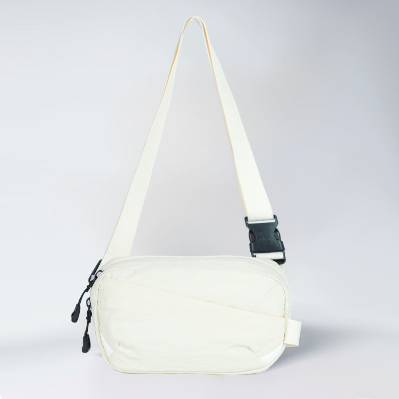 Ženska crossbody torba — torbica za telefon, poliester, vodoravni kvadratni oblik, zatvaranje na zip, unutarnja džep sa zipom, jedna naramenica
