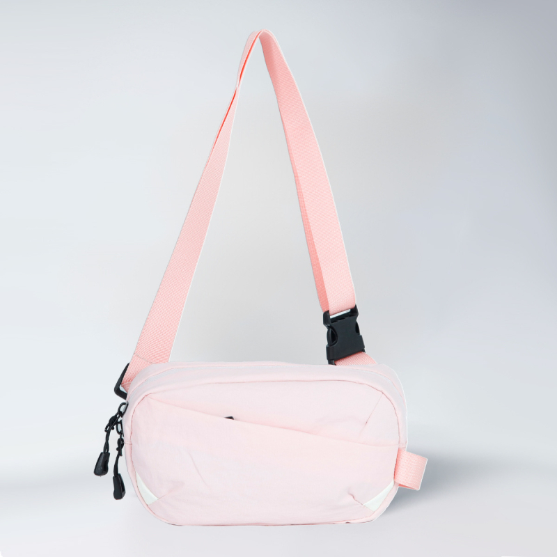 Ženska crossbody torba — torbica za telefon, poliester, vodoravni kvadratni oblik, zatvaranje na zip, unutarnja džep sa zipom, jedna naramenica