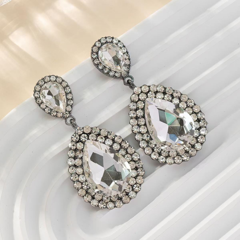 Σκουλαρίκια - σταγόνας με ζιρκόν (επεξεργασία με διαμάντι; κράμα βάσης; ακίδες από ασήμι 925)