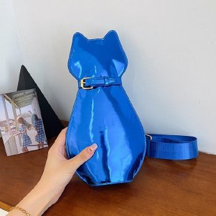 PU crossbody torba, vertikalnog kvadratnog oblika, otvoreno otvaranje, unutarnja džep za dokumente