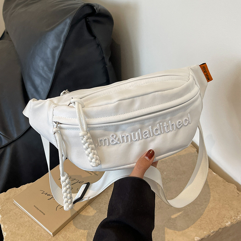Ženska crossbody torba - Oxford platna, TianCaiYiFei, srednje mekana tekstura, proljeće 2024, za slobodno vrijeme i putovanja