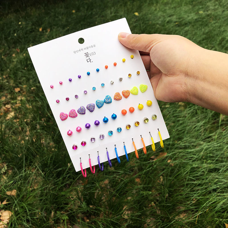 Γεωμετρικά σκουλαρίκια από κράμα με φινίρισμα μικροπαβέ, 925 ασημένες βελόνες — Behrooci