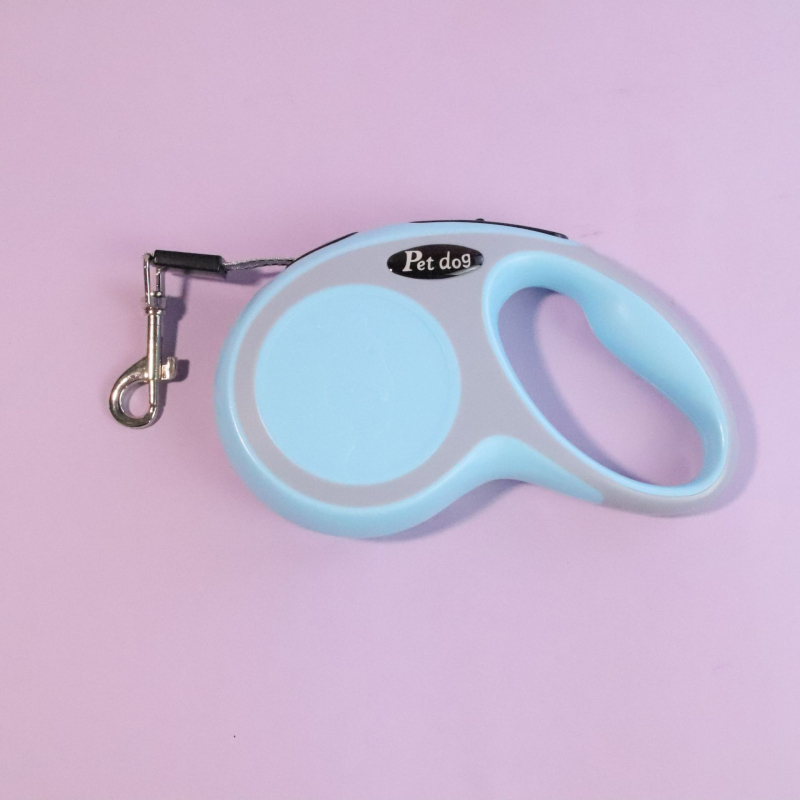 Kihúzható kutyalánc – PP anyag, állítható, egy érintéses fék