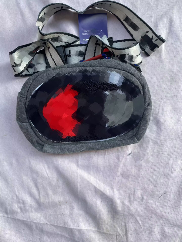 Geantă plush cu stil street-fashion, purtare versatilă: talie, piept sau crossbody, pentru utilizare zilnică, Primăvara 2025