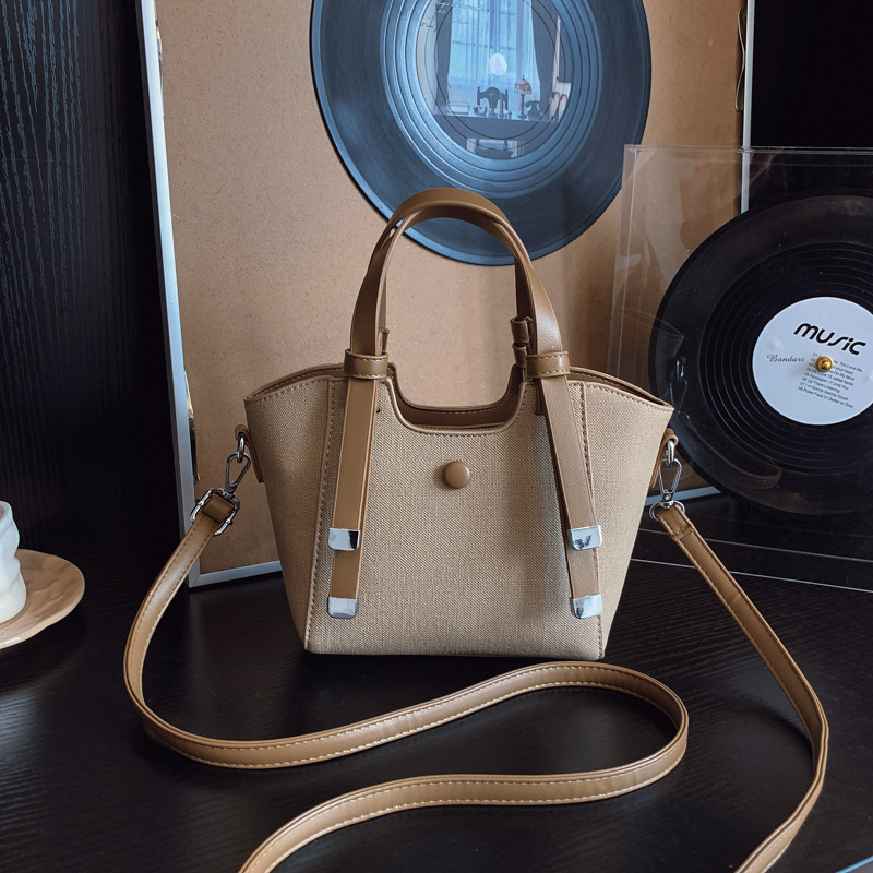 Bucket táska, városi egyszerű stílus, PU anyag, mágneses zárás, belső telefontartó zseb, poliészter-pamut bélés