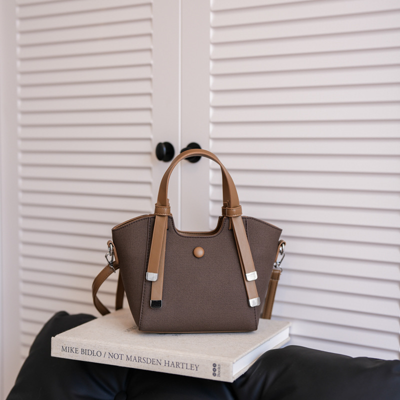 Bucket táska, városi egyszerű stílus, PU anyag, mágneses zárás, belső telefontartó zseb, poliészter-pamut bélés