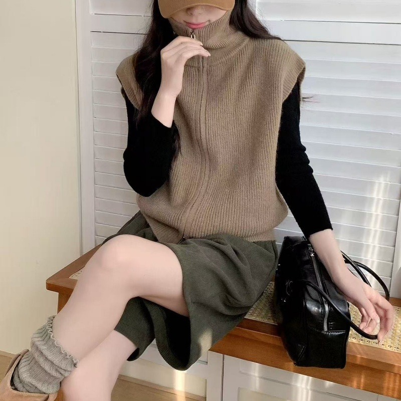 Kórejský štýl pletená vesta s golierom, kašmírový materiál, bežná dĺžka, voľný strih