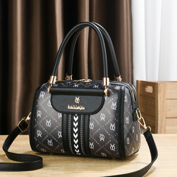 Geantă PU în formă de pernă, ovală, închidere cu fermoar, interior cu buzunar cu fermoar, buzunar pentru telefon și buzunar laminat cu fermoar