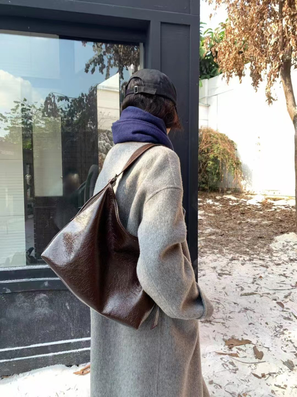 Youpinge PU torba za rame Tote — gradski minimalistički stil, vertikalni kvadratni oblik, magnetsko zatvaranje, džep za mobitel
