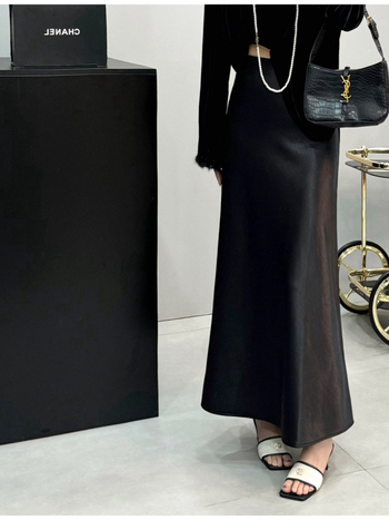 Saténová fishtail sukňa, stredná dĺžka, saténový polyester 70–80% so Spandex <30%, bez pružnosti, Štýl Royal Sister