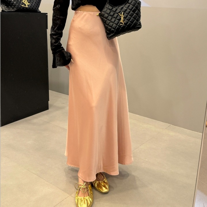 Saténová fishtail sukňa, stredná dĺžka, saténový polyester 70–80% so Spandex <30%, bez pružnosti, Štýl Royal Sister