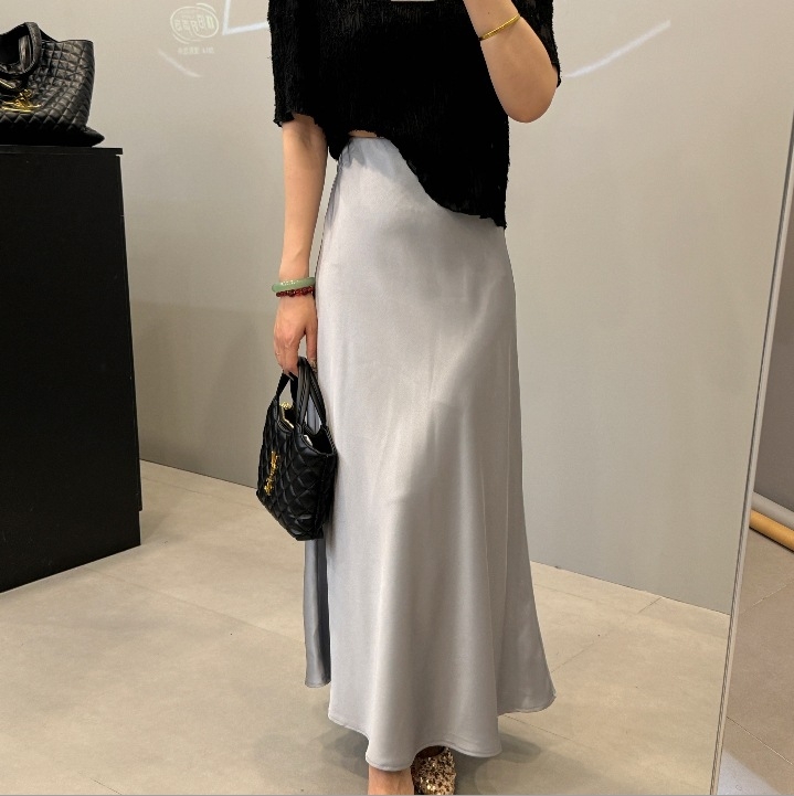 Saténová fishtail sukňa, stredná dĺžka, saténový polyester 70–80% so Spandex <30%, bez pružnosti, Štýl Royal Sister