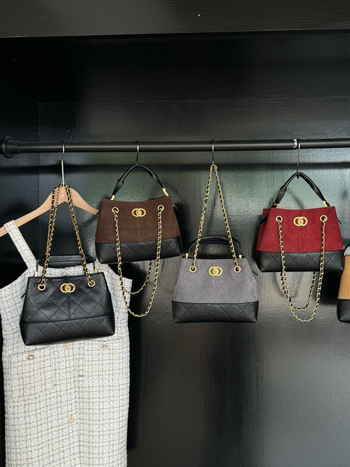 Geantă de mână din piele naturală, model diamantat, tote orizontală, închidere cu cataramă, buzunar intern cu fermoar și compartiment, căptușeală poliester-cotton