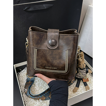 Bucket torba s cyber funkcijom, Corduroy materijal, PU podstava, Zip zatvaranje, Sea Time marka