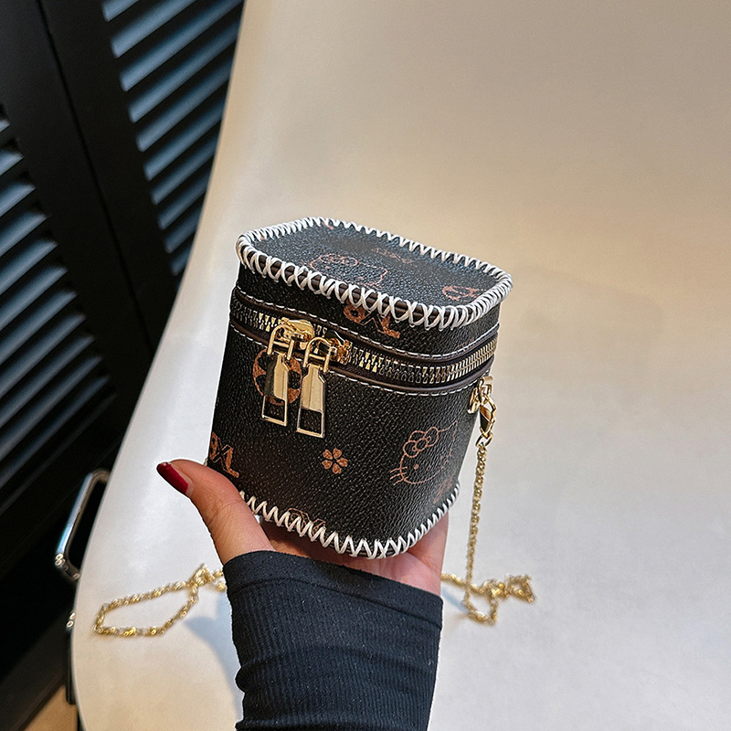 Lančana torbica, DIY ručno tkan bucket dizajn (PU; street-trend; vertikalni kvadratni oblik; otvoren vrh; ID džep)