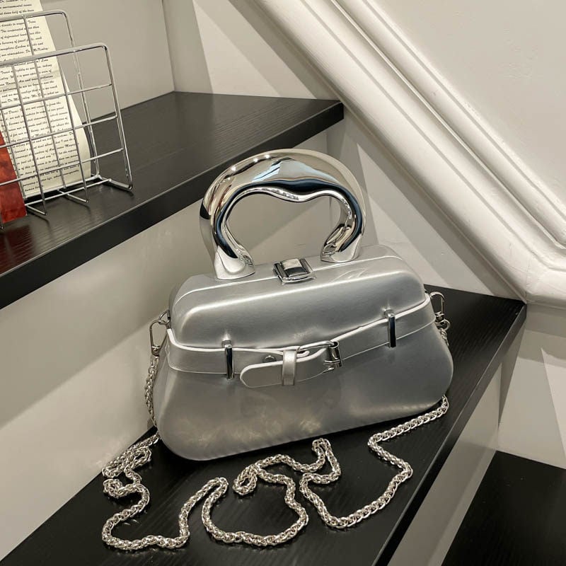 PU torbica u Cross-border stilu, mekana konstrukcija, podstava od sintetičke kože, proljeće 2026