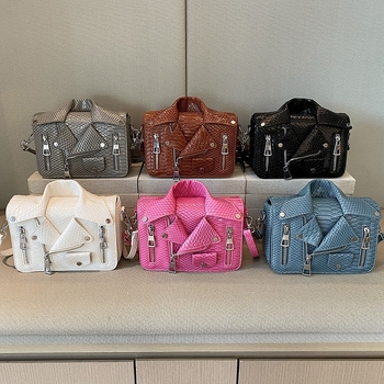 Ženska crossbody torba – PU materijal, ulicni stil, vodoravni kvadratni oblik, zatvaranje zatvaračem, unutarnji skriveni džep.