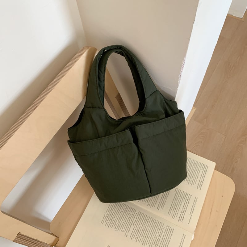 Utcai divat bucket táska, anyag: textil, cipzáras nyitás, telefon zseb, poliészter bélés, 2025 nyár