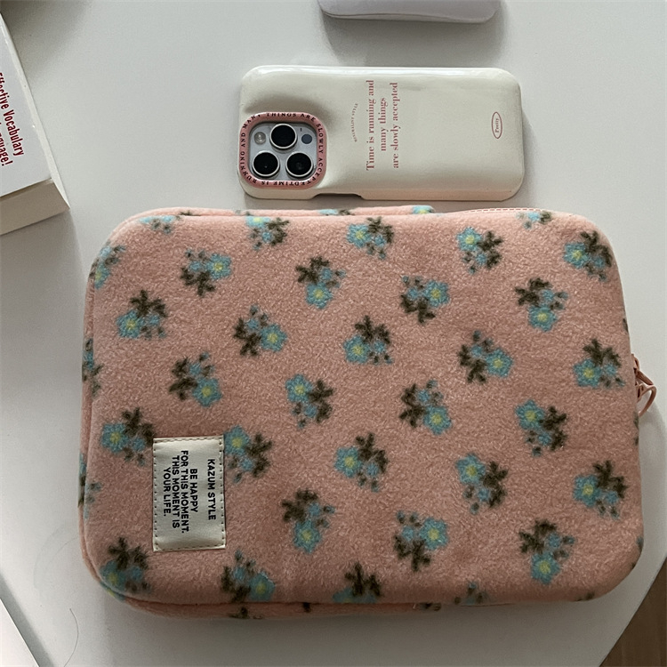 iPad liner táska virágos mintával — ultra könnyű, ütésálló, plüss anyag, belső poliészter bélés