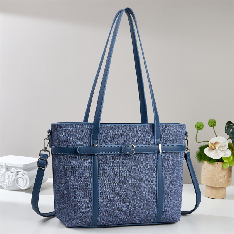 PU kanta torba, velika kapaciteta, vertikalnog kvadratnog oblika, zatvaranje na zip, laminirani džep s zipom, jedna naramenica — jesen 2025