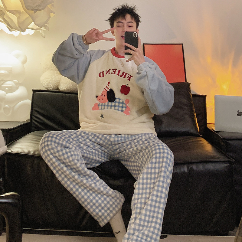 Ženske plišane pidžame s debelim flisom, okrugli ovratnik, dugi rukavi, hlače pune dužine – zimska udobnost