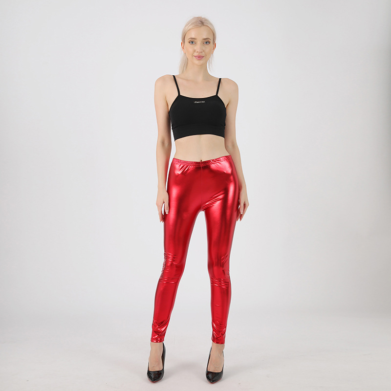 Ženske legice od broniranog materijala, poliester 90–95%, skraćena duljina, uski kroj