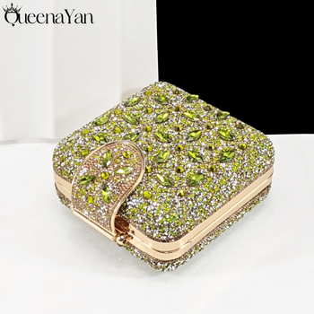Set ženskih večernjih cipela i torbice — kvadratni clutch s kristalima i ručno šivanim visokim potpeticama; vrh: oštar; visina potpetice 6–8 cm; gornji materijal: Super Fiber; ulošak PU