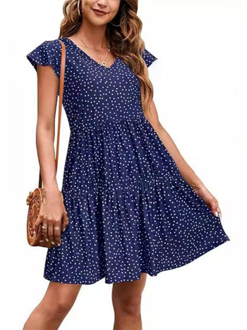 Haljina s V izrezom, točkasti uzorak, midi duljina s rubom od lotosovog lista, kratke rukave, poliester-elastan materijal