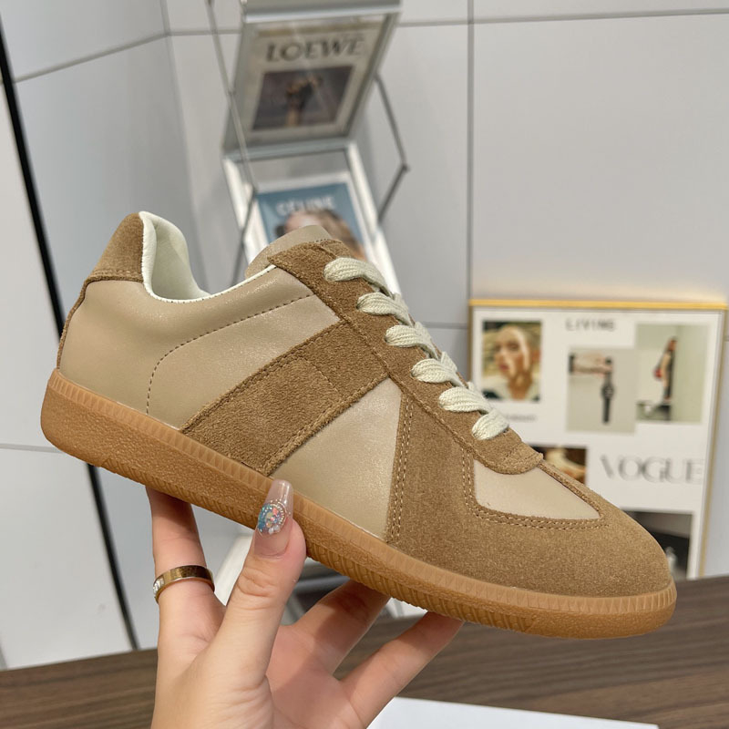 Παπούτσια σκέιτ – Άνω μέρος από φυσικό αγελαδινό δέρμα, στρογγυλό δάχτυλο, unisex, με κορδόνια, καουτσούκ σόλα