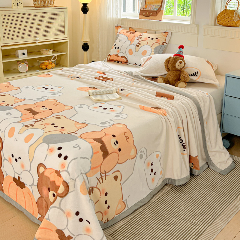 Plüss takaró minden évszakra; anyag: poliészter; minták: egyszínű, geometriai, virágos; stílus: Little Fresh.