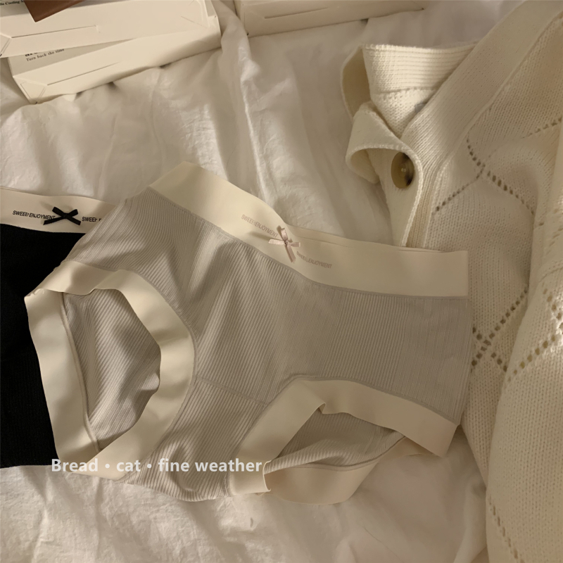 Ženské nohavičky stredného pásu, z recyklovaného vlákna, pletené, bez viditeľných stôp