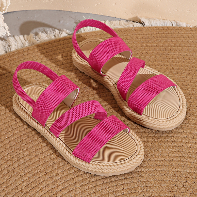 Плажни сандали – открит пръст, нисък глезен, каишка на гърба, горна част от плат, гумена подметка – неформален стил