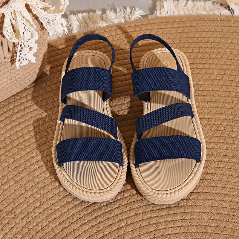 Плажни сандали – открит пръст, нисък глезен, каишка на гърба, горна част от плат, гумена подметка – неформален стил