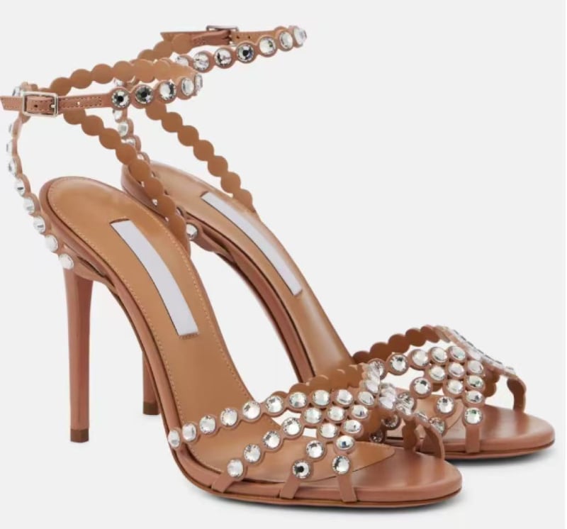 Дамски вечерни сандали с кръгъл пръст, тънък ток над 8 см, каишка с катарама и rhinestone украса, летен модел