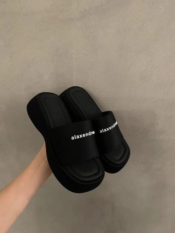 Дамски чехли с дебел под и платформа, PU горна част, гумена подметка, квадратен пръст, платнена вътрешност, стил: свободен ежедневен