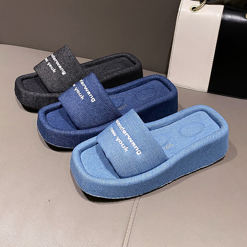 Дамски чехли с дебел под и платформа, PU горна част, гумена подметка, квадратен пръст, платнена вътрешност, стил: свободен ежедневен