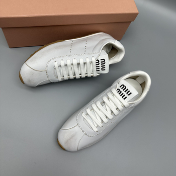 Αργάν γυναικείες παπούτσια, κορδόνια στην πρόσωπο, χαμηλό πάνω μέρος, στρογγυλή μύτη, vamp από δέρμα βοδιού, επένδυση από μαλλί προβάτων, πάτος από φυσικό δέρμα