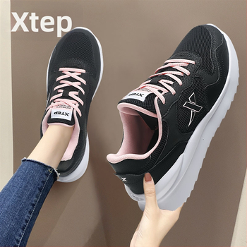 Γυναικεία αθλητικά παπούτσια για τρέξιμο με διαπνέον επάνω μέρος από δίχτυ, χαμηλό ύψος, κορδόνια, αντι-οσμές, καλοκαίρι