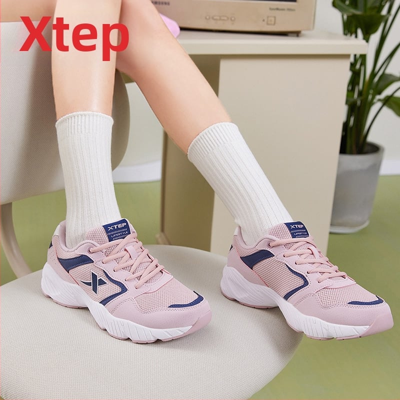 Γυναικεία αθλητικά παπούτσια για τρέξιμο με διαπνέον επάνω μέρος από δίχτυ, χαμηλό ύψος, κορδόνια, αντι-οσμές, καλοκαίρι