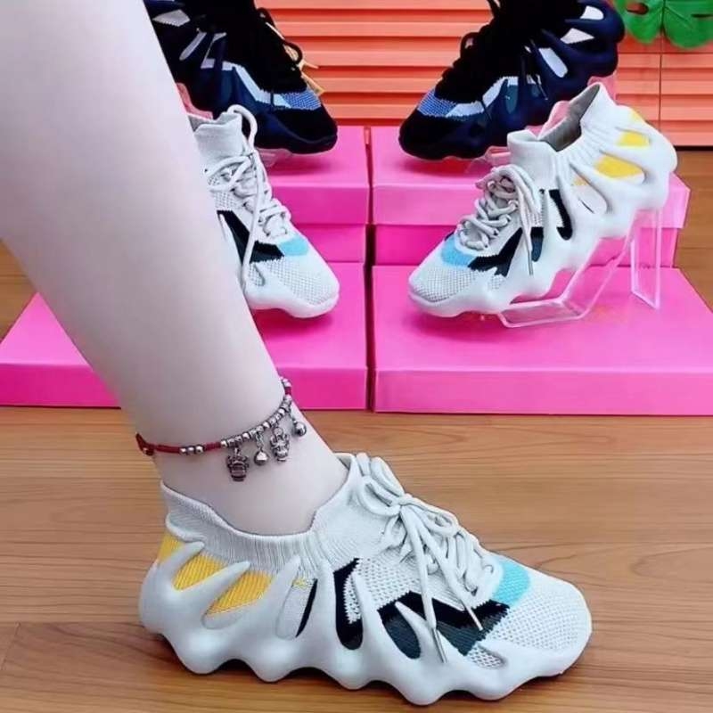 Γυναικεία ανάπνευσιμα υφασμάτινα αθλητικά παπούτσια για τρέξιμο με δερμάτινο καπάκι δακτύλου, μεσαίο ύψος, καουτσούκ σόλα, κορδόνια