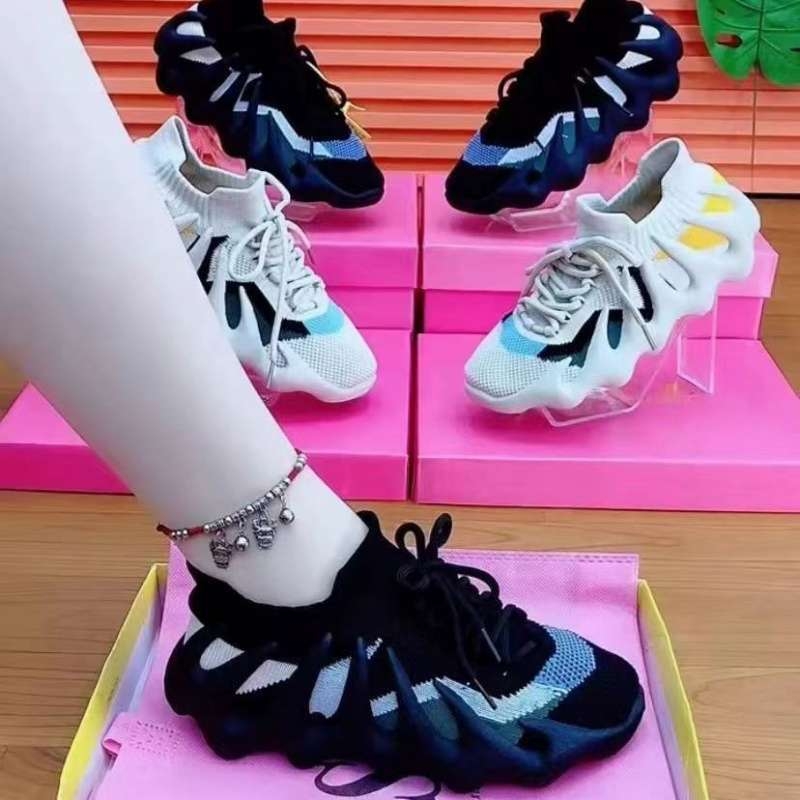 Γυναικεία ανάπνευσιμα υφασμάτινα αθλητικά παπούτσια για τρέξιμο με δερμάτινο καπάκι δακτύλου, μεσαίο ύψος, καουτσούκ σόλα, κορδόνια