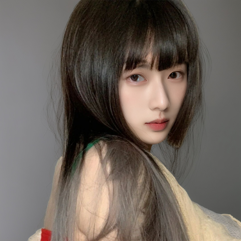 Parochňa s ofinkou pre ženy, tepelne odolné syntetické vlasy, rovný alebo naklonený ofina, dá sa farbiť, mení tvar tváre