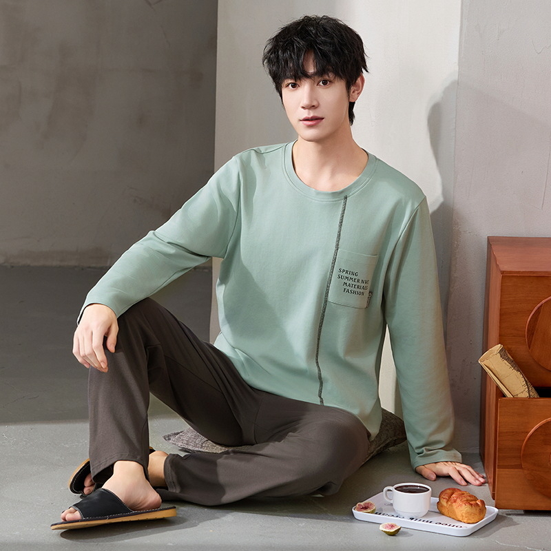 Ανδρικές αντιβακτηριακές πυζάμες από βαμβάκι, σετ με μακρυμάνικο πουλόβερ και παντελόνι, 161–180 g/m², στρογγυλός λαιμός, διαπνέουσες και άνετες, φθινοπωρο-χειμώνα