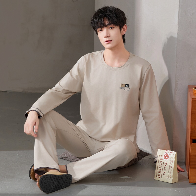 Ανδρικές αντιβακτηριακές πυζάμες από βαμβάκι, σετ με μακρυμάνικο πουλόβερ και παντελόνι, 161–180 g/m², στρογγυλός λαιμός, διαπνέουσες και άνετες, φθινοπωρο-χειμώνα