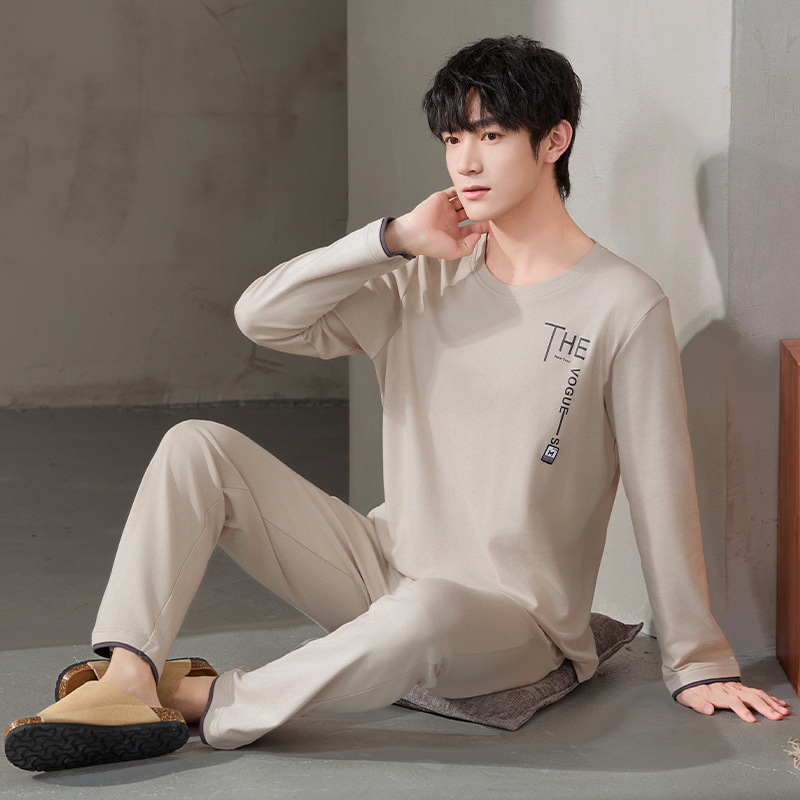 Ανδρικές αντιβακτηριακές πυζάμες από βαμβάκι, σετ με μακρυμάνικο πουλόβερ και παντελόνι, 161–180 g/m², στρογγυλός λαιμός, διαπνέουσες και άνετες, φθινοπωρο-χειμώνα