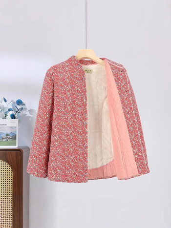 Dámsky zimný kabát s výplňou bavlna, okrúhly výstrih, dlhé rukávy, vzor s rozbitémi kvetmi, polyesterová tkanina