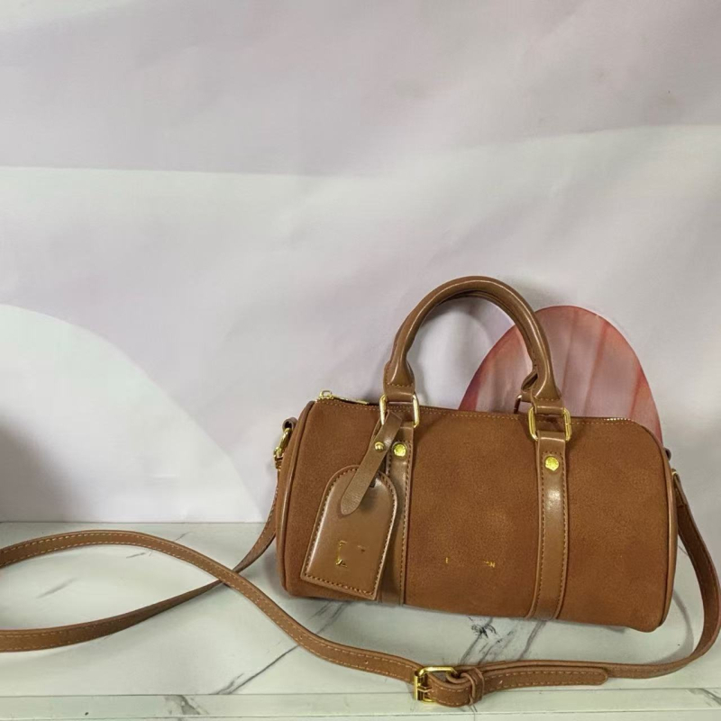 Muška nubuk crossbody torba, ultralagana, podstava od poliestera i pamuka, svakodnevna upotreba, zimsko izdanje 2025