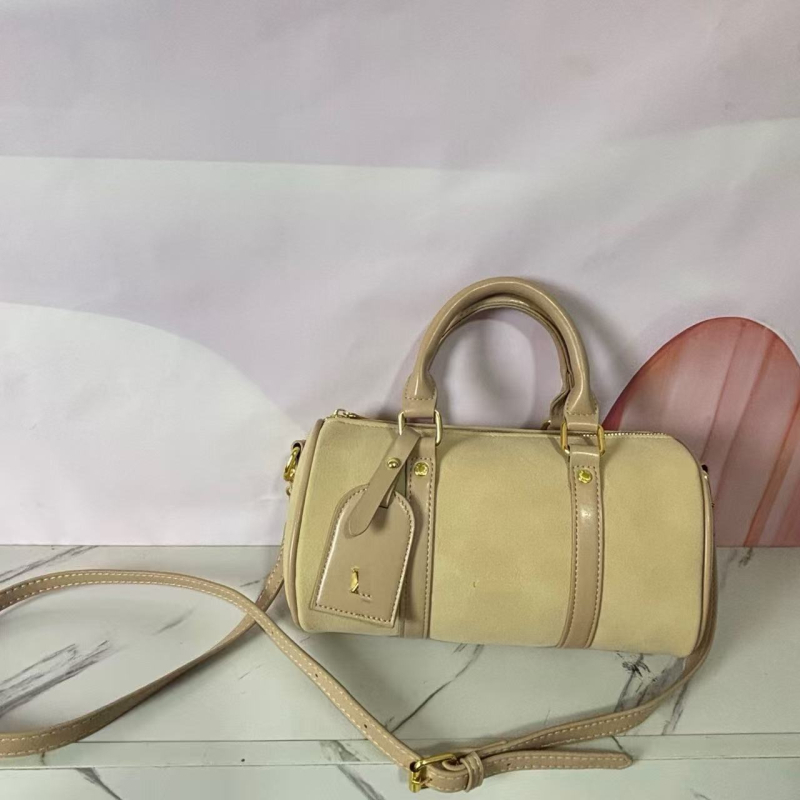 Muška nubuk crossbody torba, ultralagana, podstava od poliestera i pamuka, svakodnevna upotreba, zimsko izdanje 2025