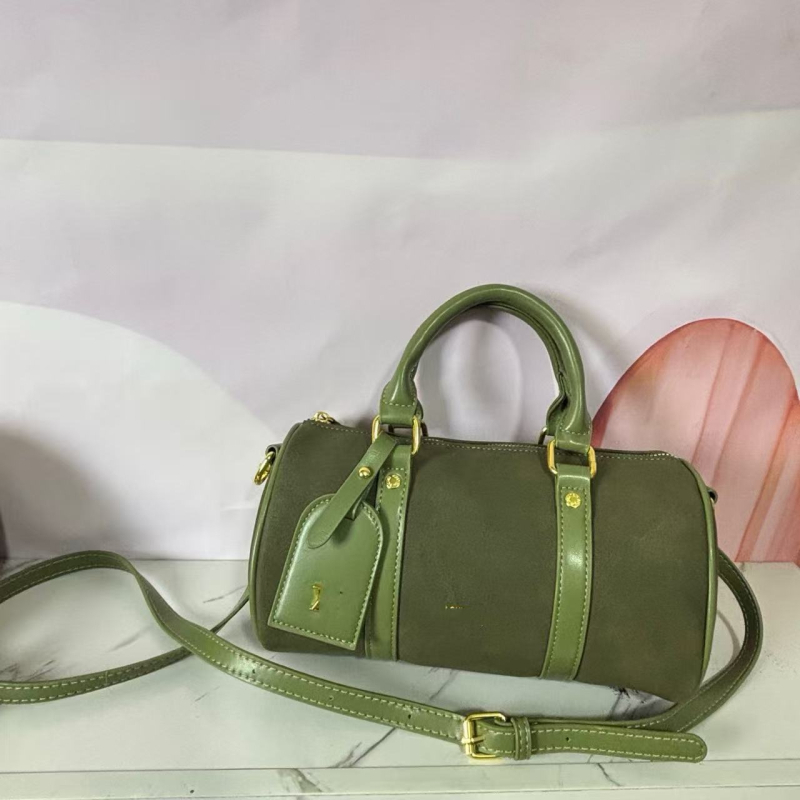 Muška nubuk crossbody torba, ultralagana, podstava od poliestera i pamuka, svakodnevna upotreba, zimsko izdanje 2025